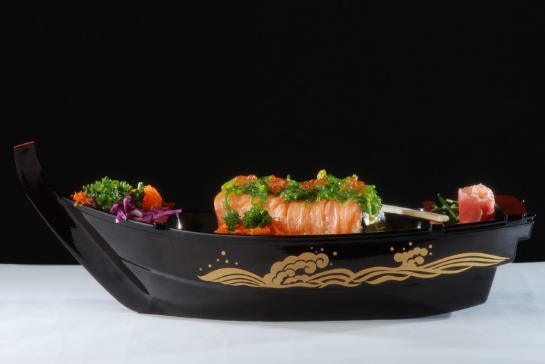 sushi-boat-1434862_960_720